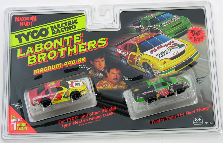 1998 TYCO Nascar Maximum Heat HO Slot Car Twinpack 9222 